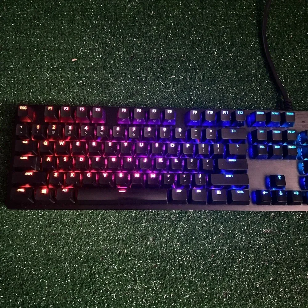 Logitech G512 Carbon‎ RGB Keyboard Tactile Tested Works